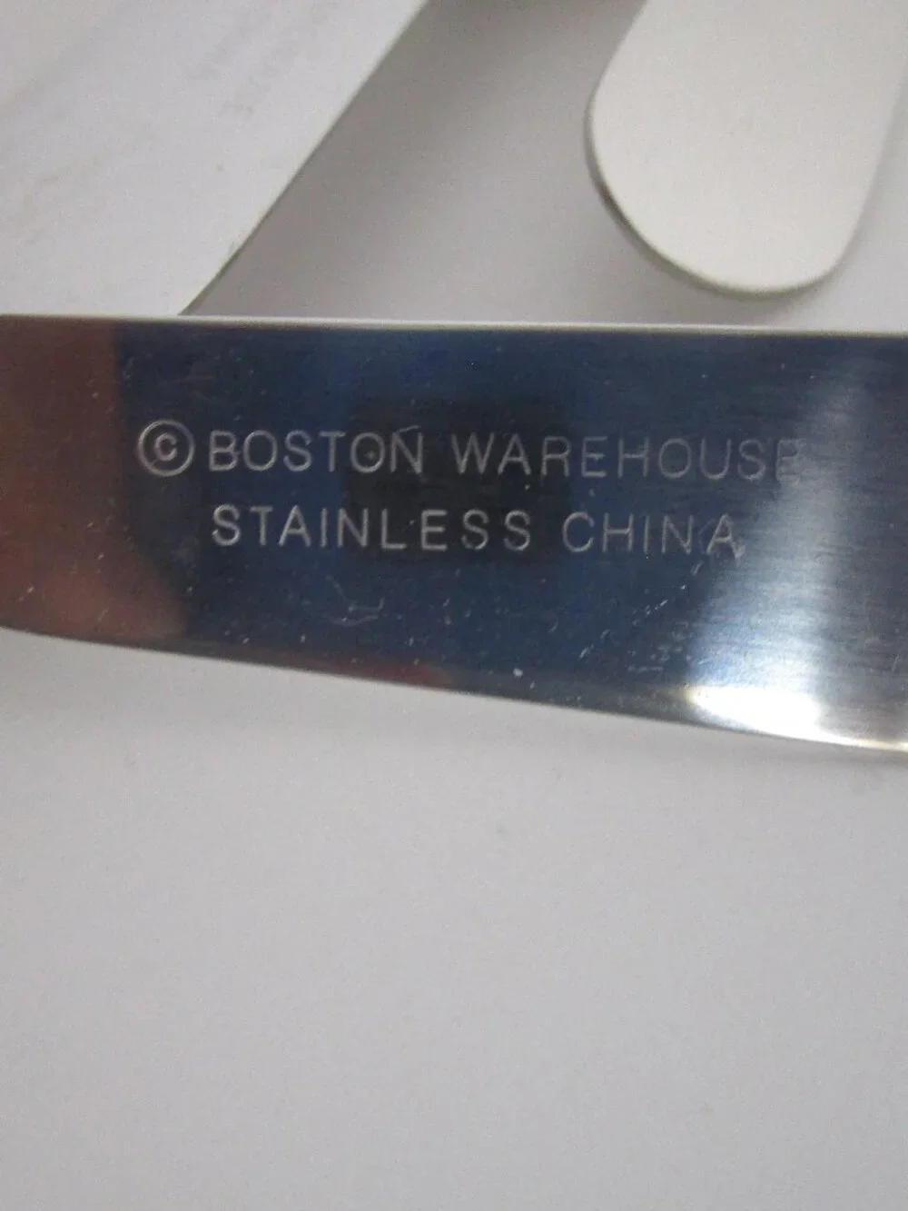 set of spreader knives